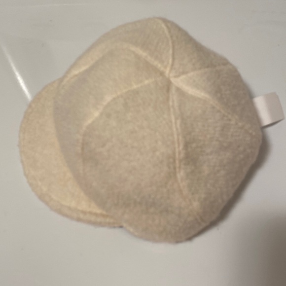 August Hat Company wool blend winter white Boucle Modcap Newsboy Cap - Picture 2 of 5